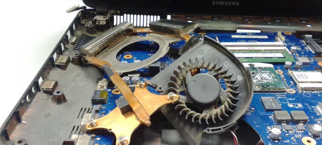 чистка ноутбука Samsung в Гатчине