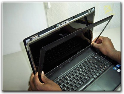 Замена экрана ноутбука Lenovo в Гатчине